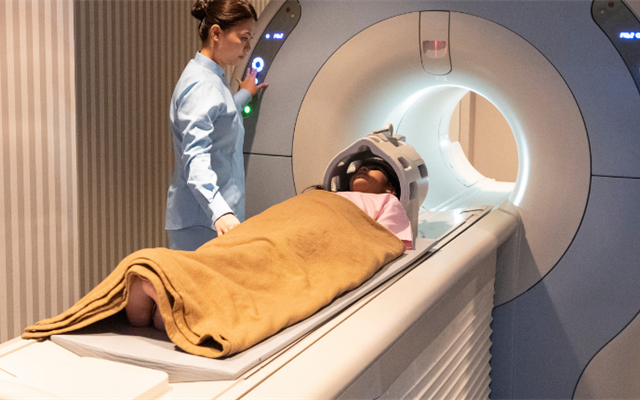 Pediatric MRI Safety: Key Risks and Practical Strategies for Radiology Teams